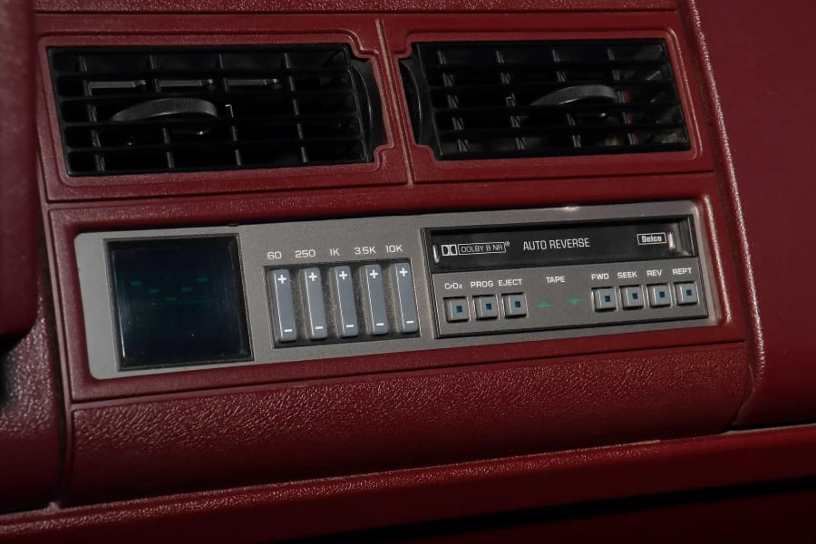 1994 Chevrolet K5 Blazer 3rd Gen - Image 14 of 27