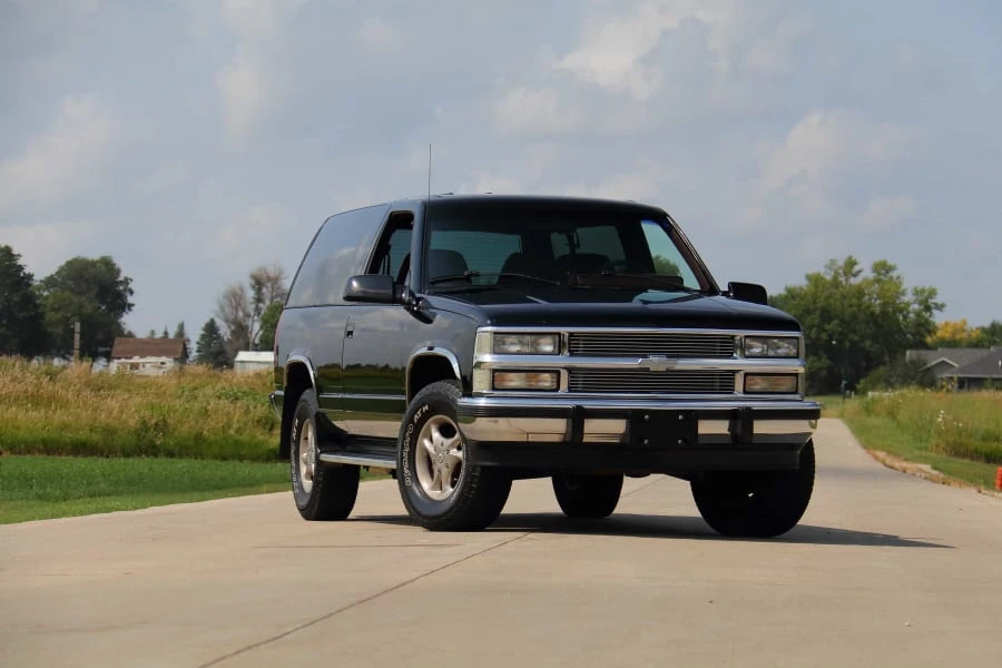 1994 Chevrolet K5 Blazer 3rd Gen - Image 8 of 27