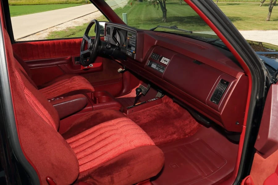 1994 Chevrolet K5 Blazer 3rd Gen - Image 18 of 27