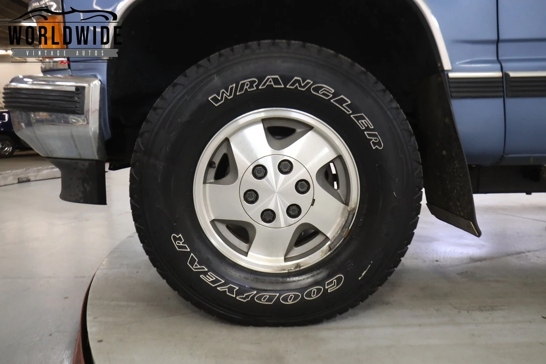 1994 Chevrolet K5 Blazer 3rd Gen - Image 12 of 12