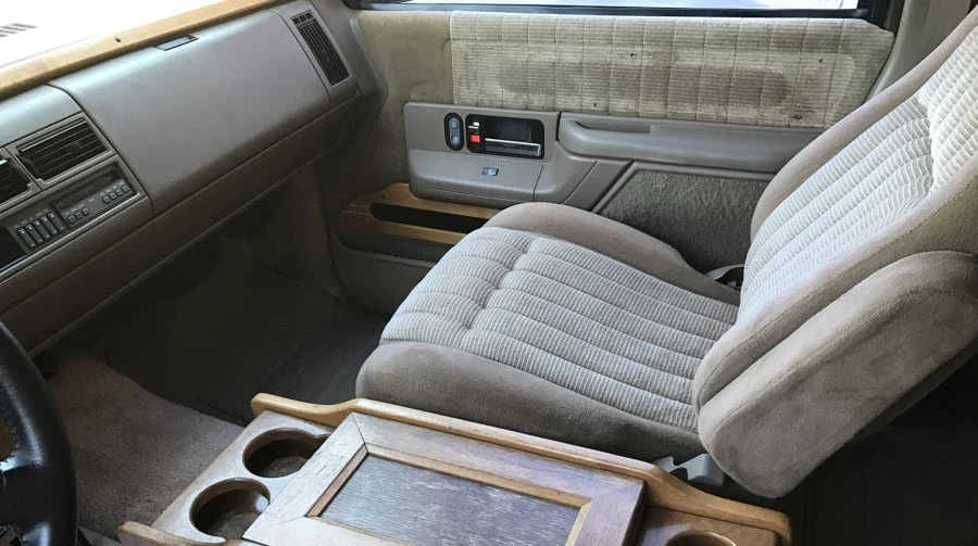 1994 Chevrolet K5 Blazer 3rd Gen - Image 5 of 10