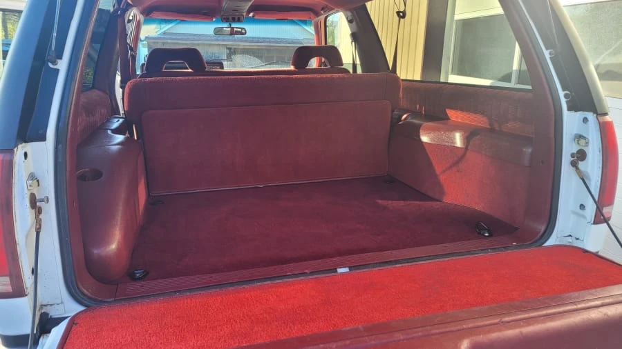 1994 Chevrolet K5 Blazer 3rd Gen - Image 10 of 17