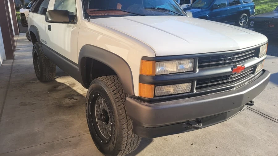 1994 Chevrolet K5 Blazer 3rd Gen - Image 14 of 17