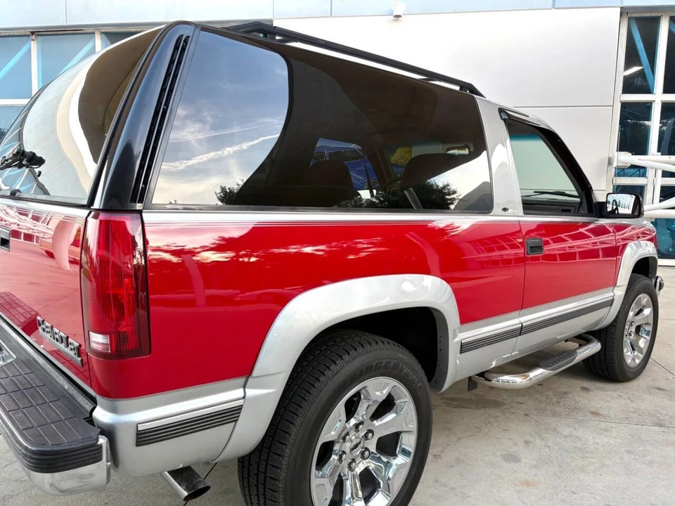 1994 Chevrolet K5 Blazer 3rd Gen - Image 15 of 31