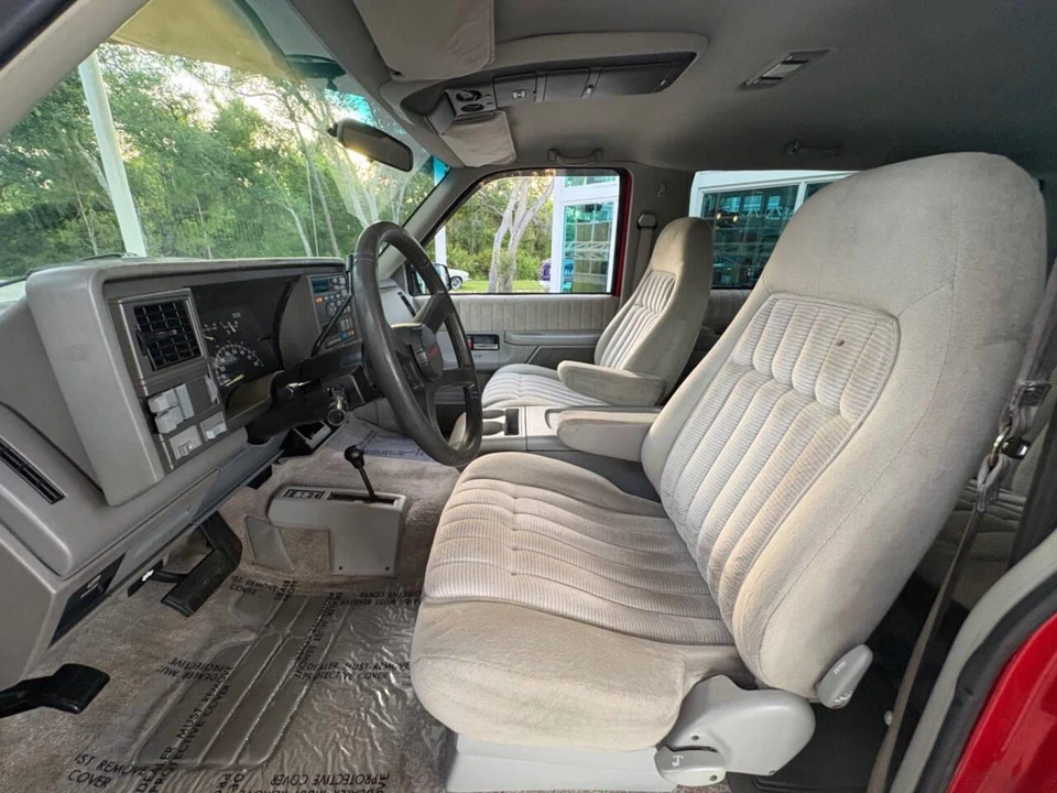 1994 Chevrolet K5 Blazer 3rd Gen - Image 23 of 31