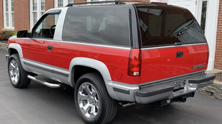 1994 Chevrolet K5 Blazer 3rd Gen - Image 3 of 8
