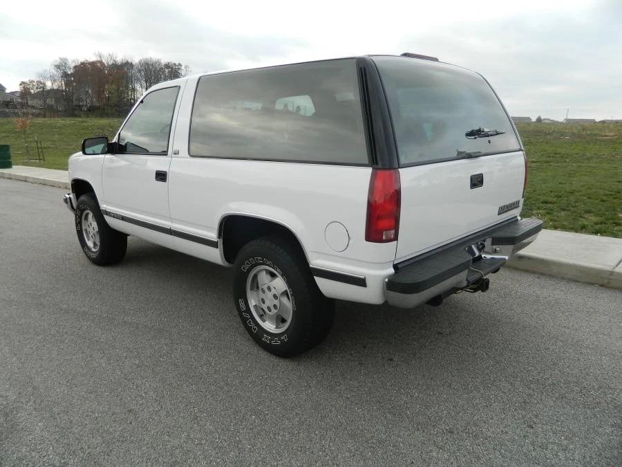 1994 Chevrolet K5 Blazer 3rd Gen - Image 3 of 8