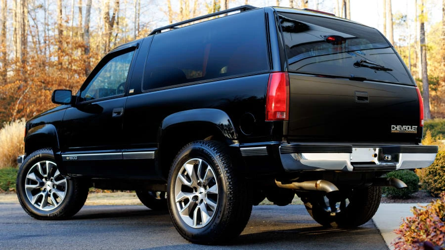 1994 Chevrolet K5 Blazer 3rd Gen - Image 3 of 31
