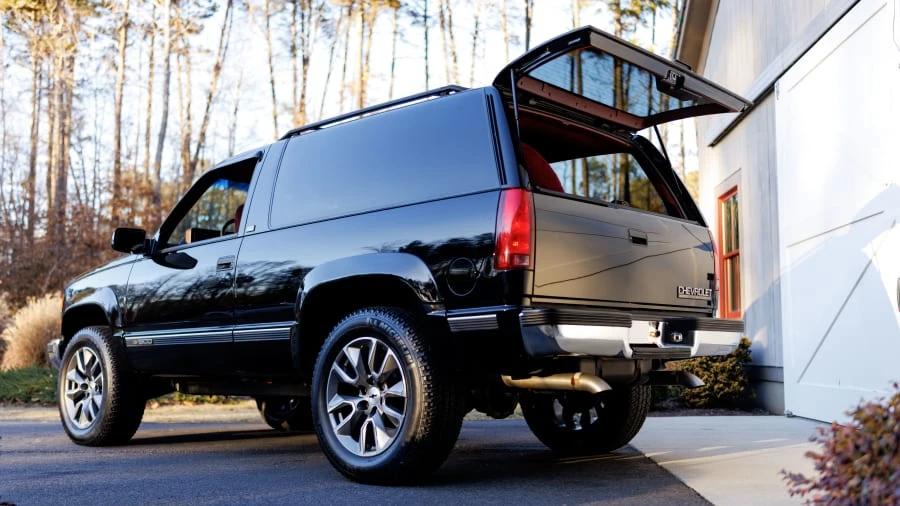 1994 Chevrolet K5 Blazer 3rd Gen - Image 7 of 31