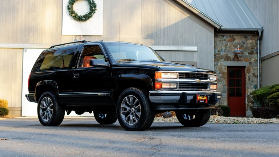 1994 Chevrolet K5 Blazer 3rd Gen - Image 5 of 31