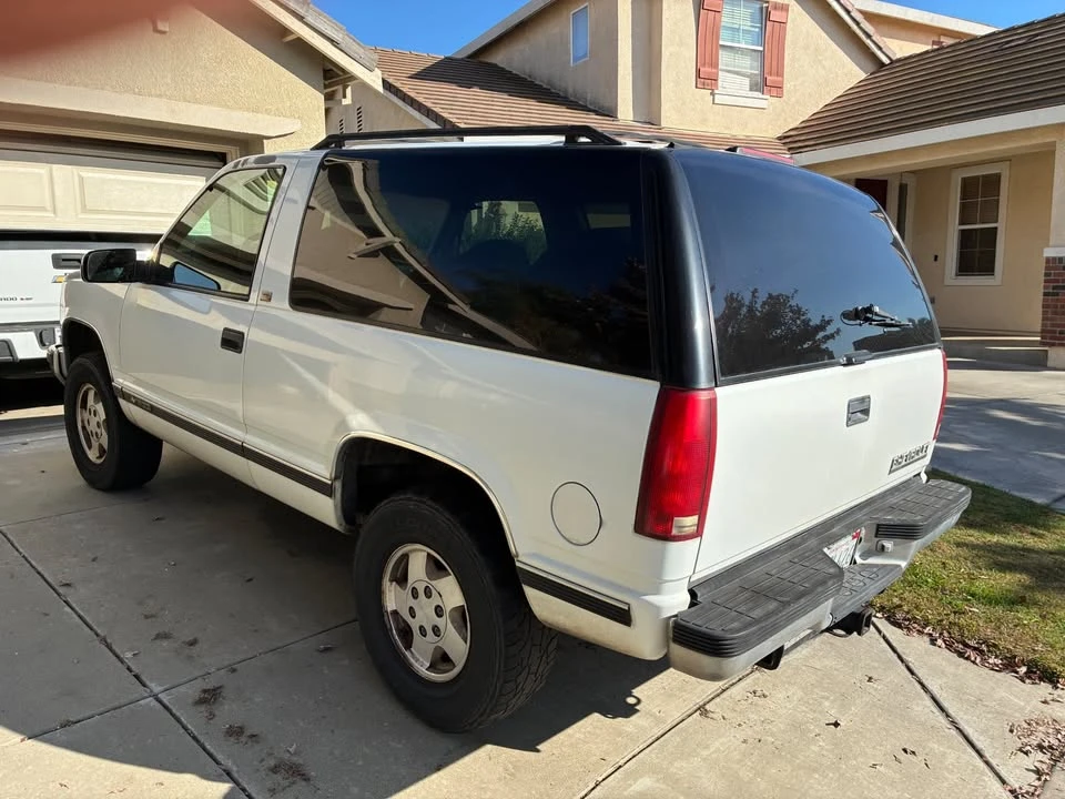 1994 Chevrolet K5 Blazer 3rd Gen - Image 3 of 8
