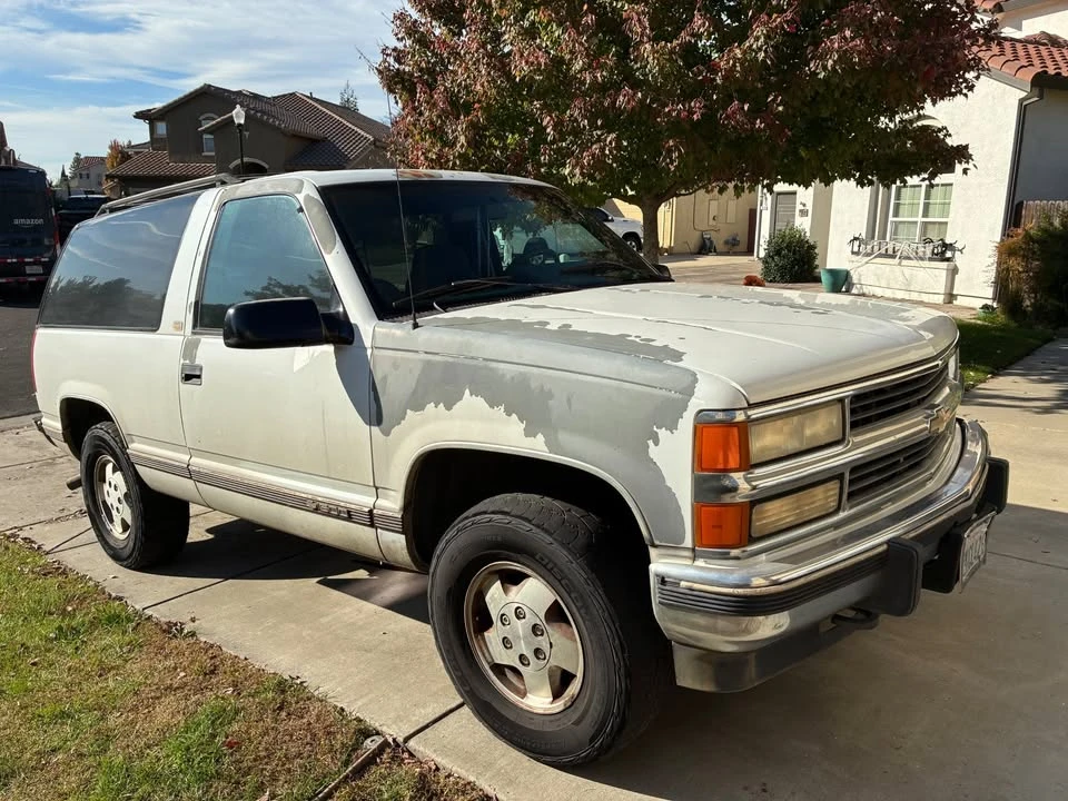 1994 Chevrolet K5 Blazer 3rd Gen - Image 2 of 8