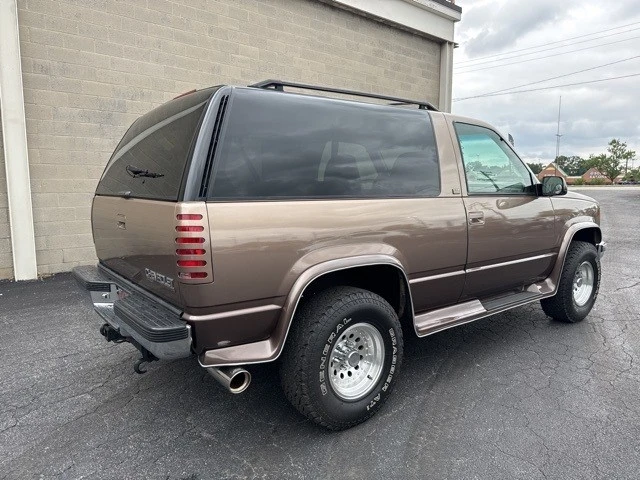 1994 Chevrolet K5 Blazer 3rd Gen - Image 10 of 12