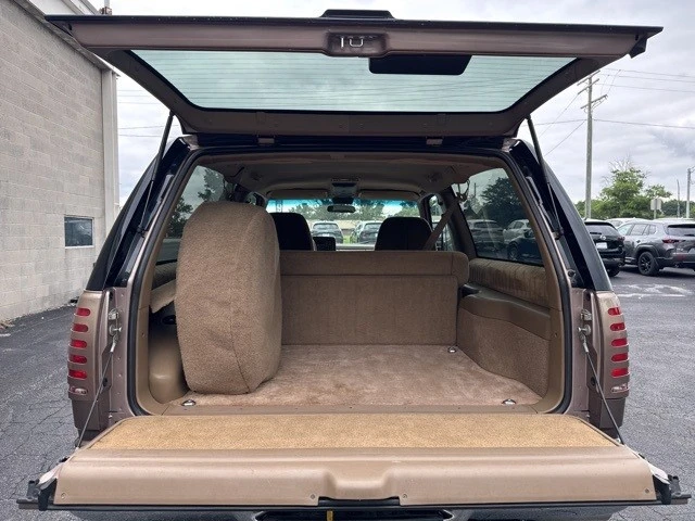 1994 Chevrolet K5 Blazer 3rd Gen - Image 11 of 12