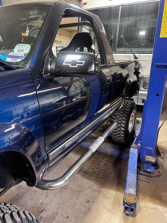 1994 Chevrolet K5 Blazer 3rd Gen - Image 6 of 10