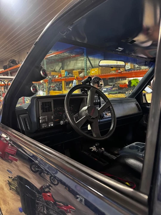1994 Chevrolet K5 Blazer 3rd Gen - Image 5 of 10