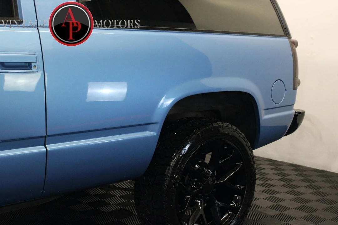 1994 Chevrolet K5 Blazer 3rd Gen - Image 11 of 12