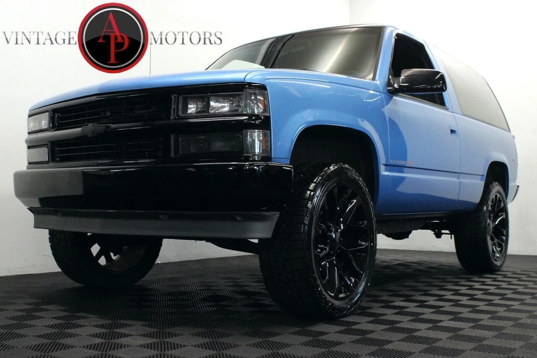 1994 Chevrolet K5 Blazer 3rd Gen - Image 8 of 12