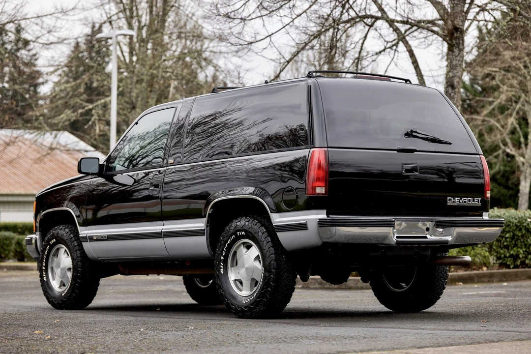 1994 Chevrolet K5 Blazer 3rd Gen - Image 5 of 12