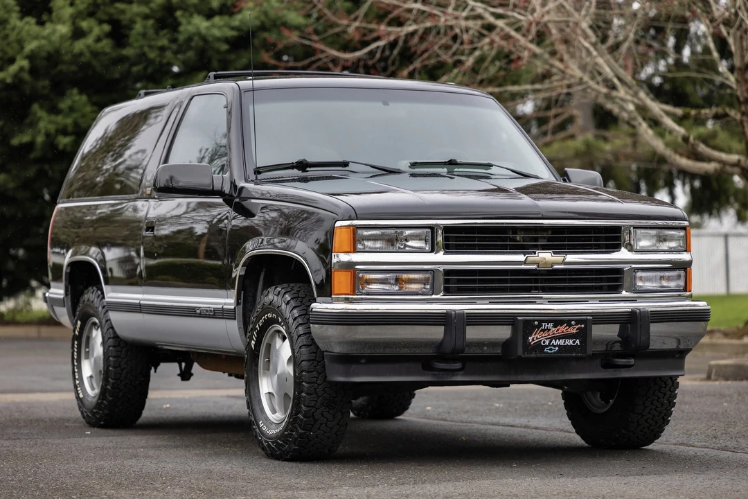1994 Chevrolet K5 Blazer 3rd Gen - Image 10 of 12