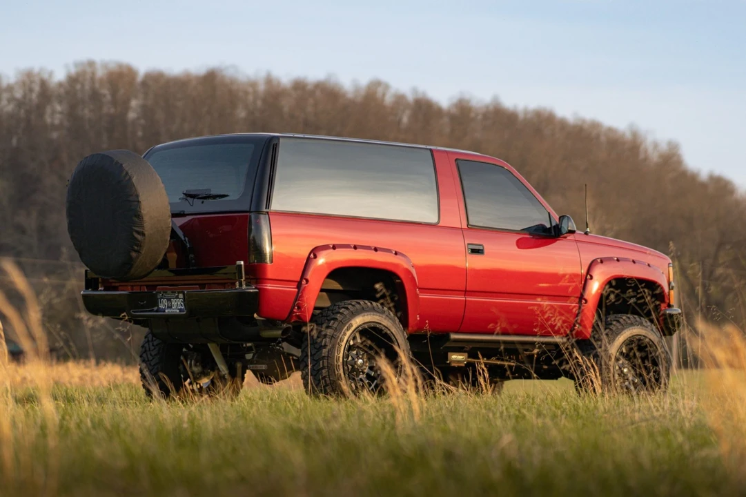 1994 Chevrolet K5 Blazer 3rd Gen - Image 2 of 8