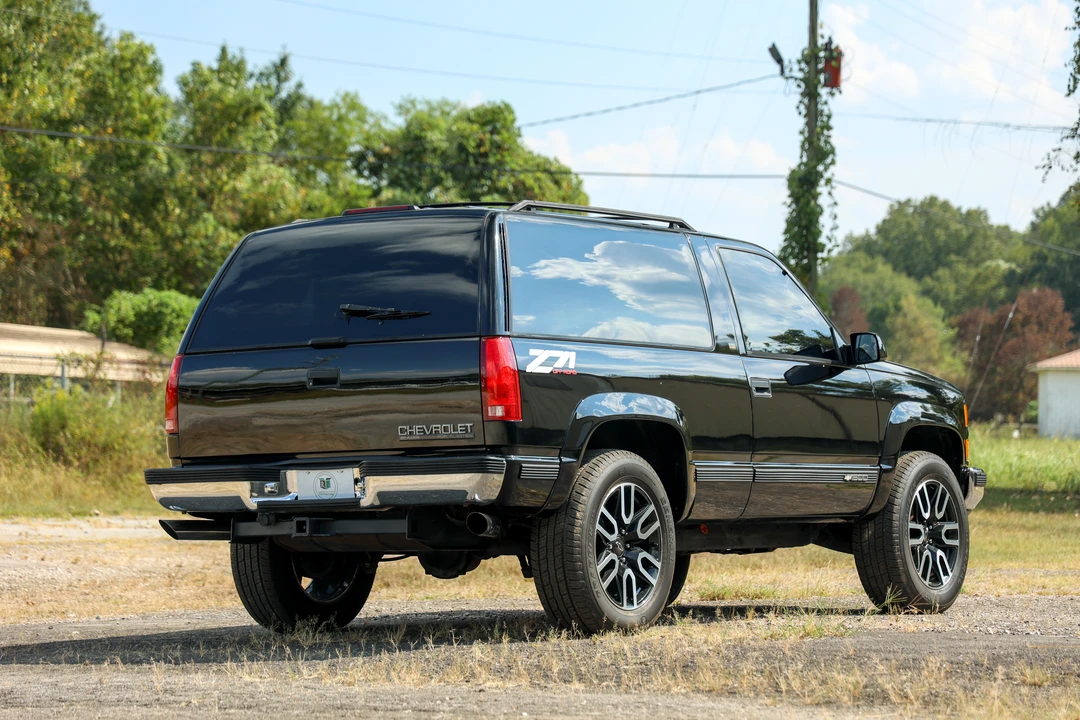 1994 Chevrolet K5 Blazer 3rd Gen - Image 7 of 31