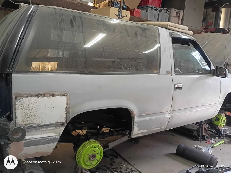 1994 Chevrolet K5 Blazer 3rd Gen - Image 4 of 10