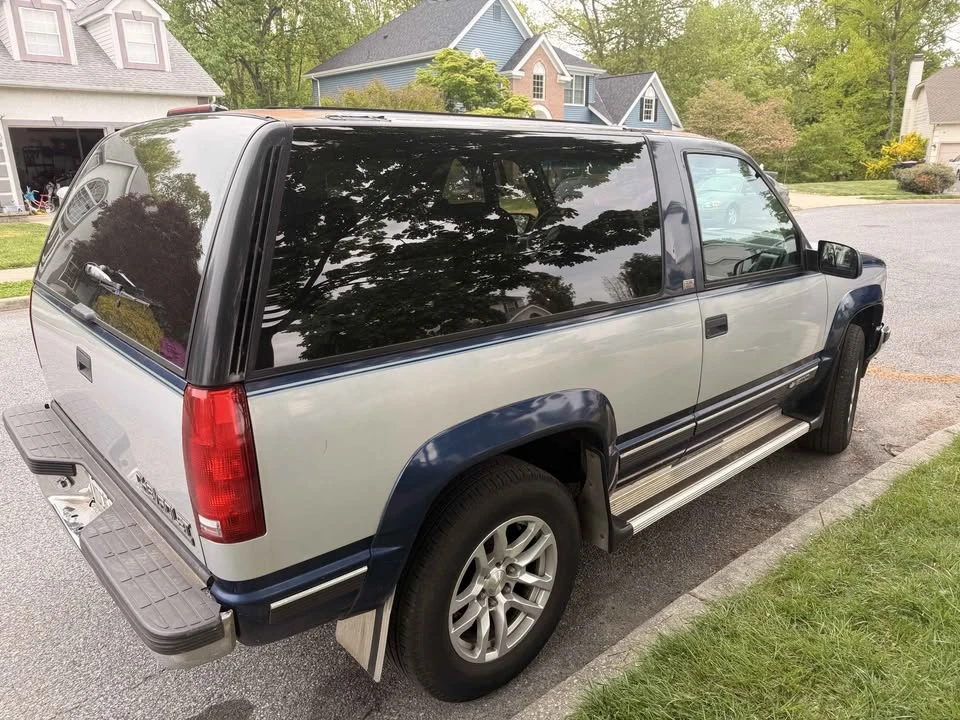 1994 Chevrolet K5 Blazer 3rd Gen - Image 4 of 19
