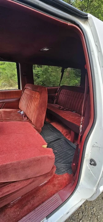 1994 Chevrolet K5 Blazer 3rd Gen - Image 6 of 13