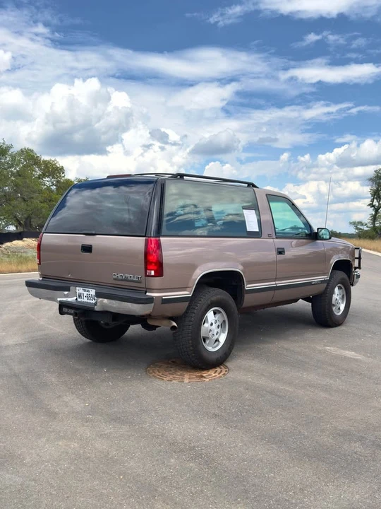 1994 Chevrolet K5 Blazer 3rd Gen - Image 6 of 20