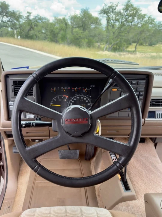 1994 Chevrolet K5 Blazer 3rd Gen - Image 10 of 20
