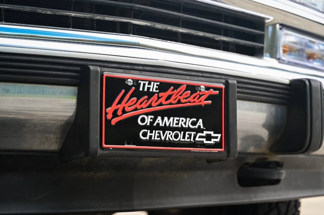 1994 Chevrolet K5 Blazer 3rd Gen - Image 17 of 21