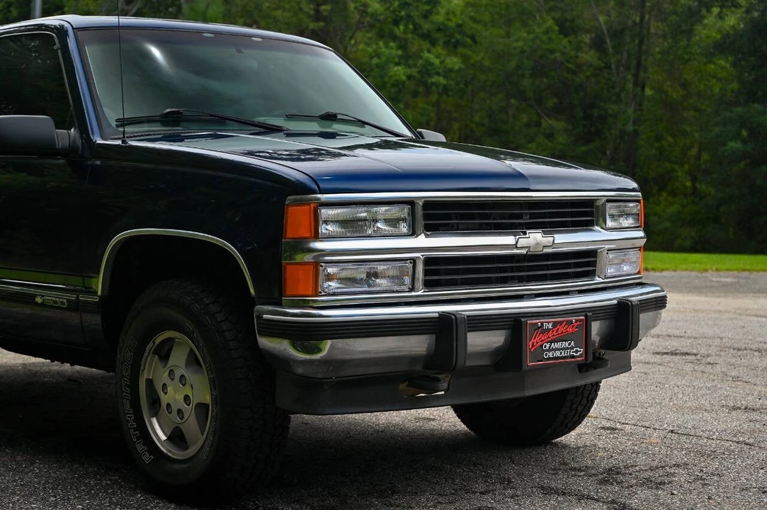 1994 Chevrolet K5 Blazer 3rd Gen - Image 13 of 21