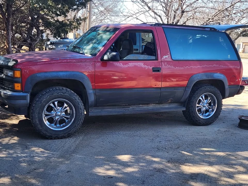 1994 Chevrolet K5 Blazer 3rd Gen - Image 2 of 6