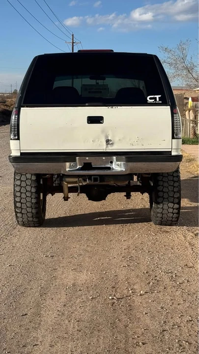 1994 Chevrolet K5 Blazer 3rd Gen - Image 7 of 16