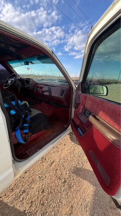1994 Chevrolet K5 Blazer 3rd Gen - Image 12 of 16