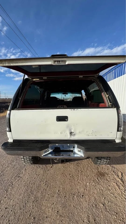 1994 Chevrolet K5 Blazer 3rd Gen - Image 8 of 16