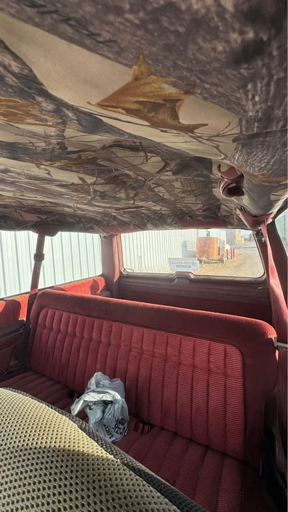 1994 Chevrolet K5 Blazer 3rd Gen - Image 15 of 16