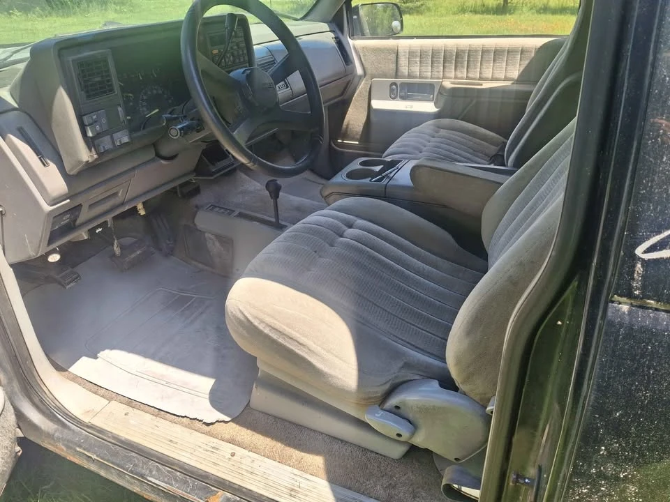 1994 Chevrolet K5 Blazer 3rd Gen - Image 7 of 11