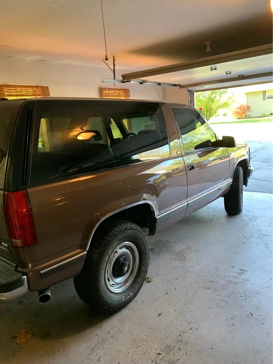 1994 Chevrolet K5 Blazer 3rd Gen - Image 12 of 13
