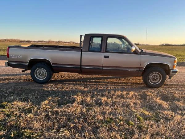 1994 Chevrolet C/K 4th Gen - Image 4 of 9