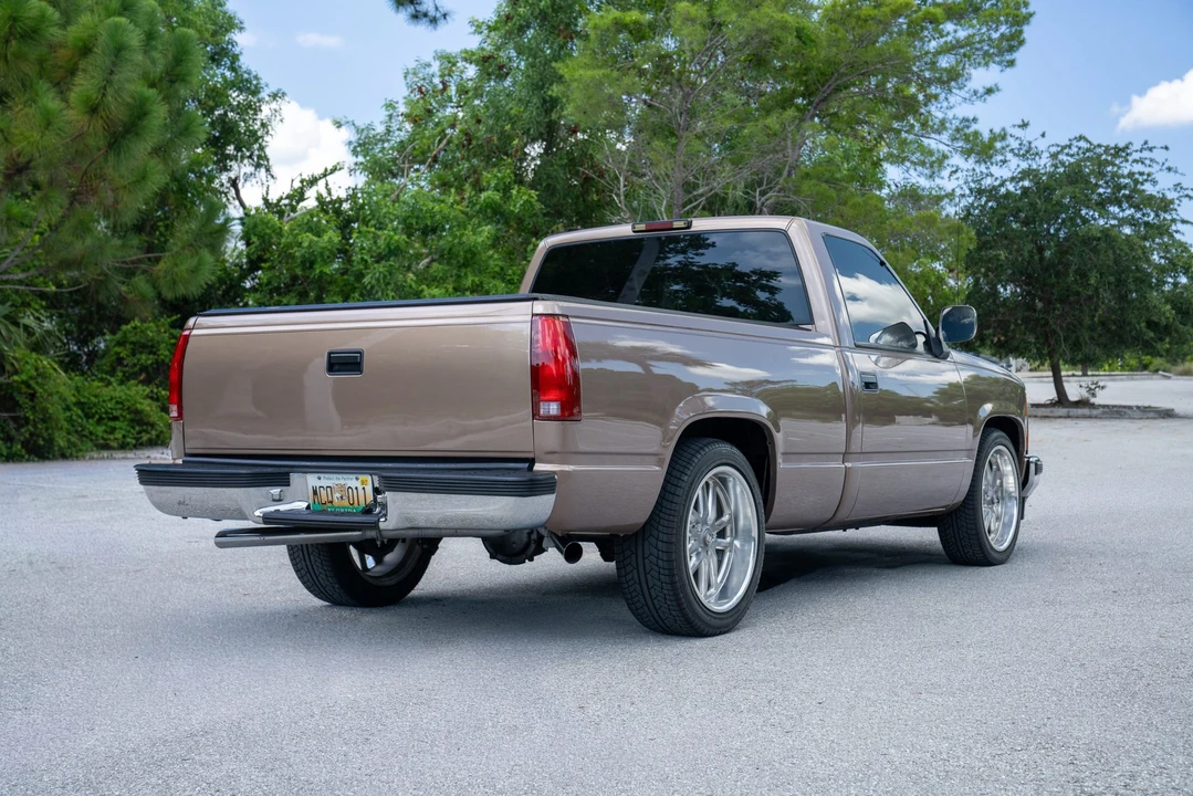 1994 Chevrolet C/K 4th Gen - Image 10 of 31