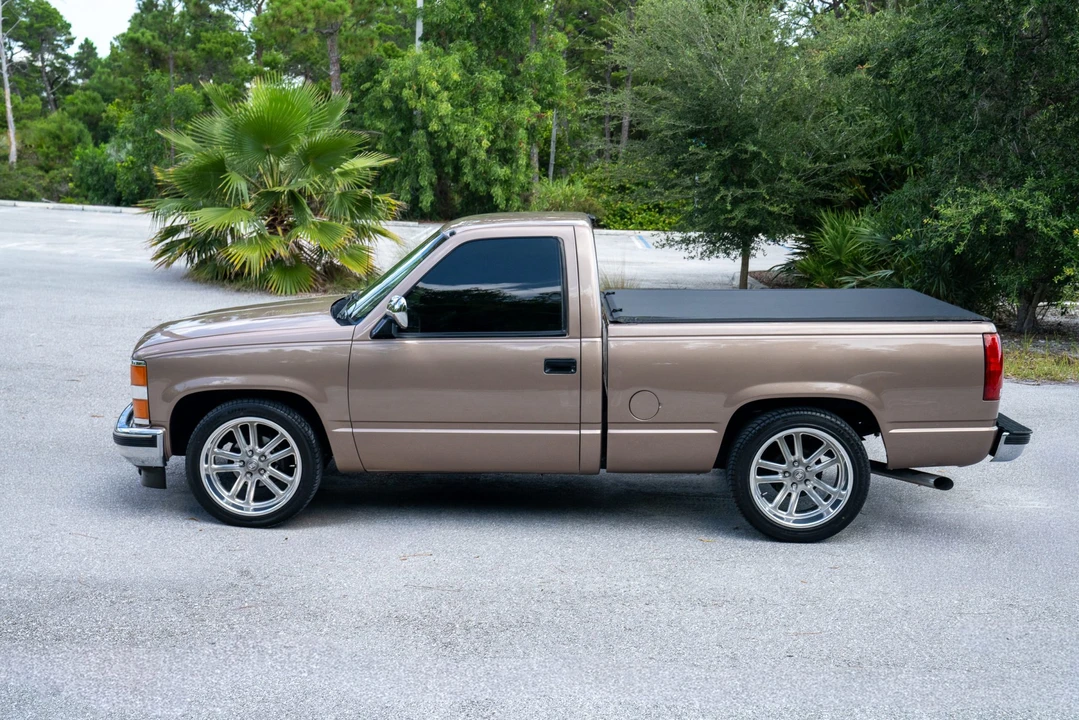 1994 Chevrolet C/K 4th Gen - Image 5 of 31