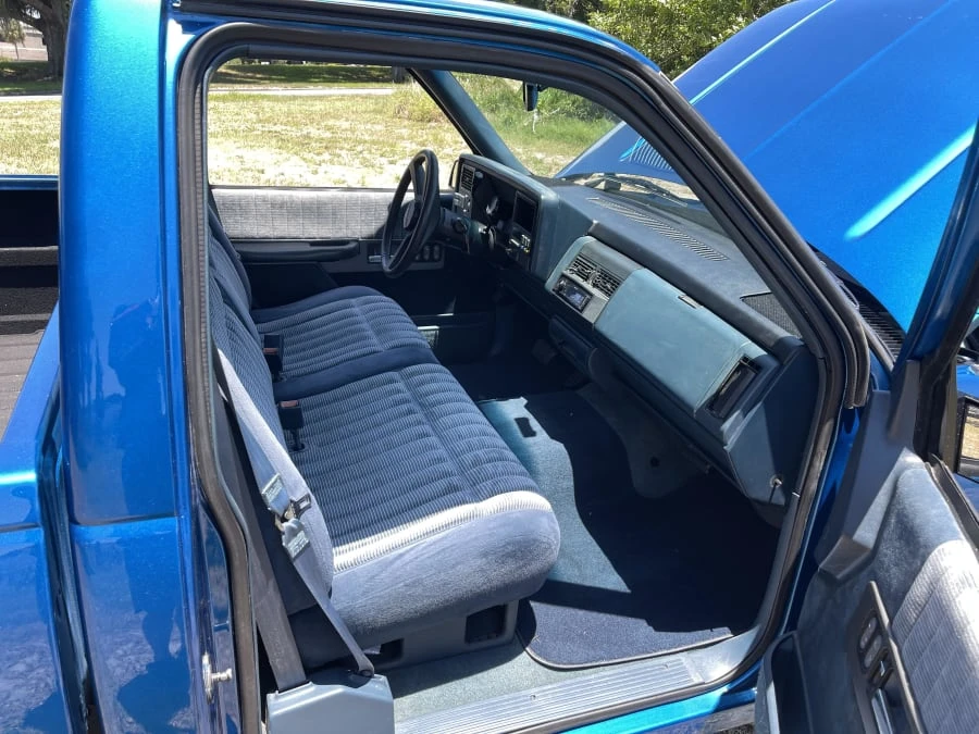 1994 Chevrolet C/K 4th Gen - Image 6 of 14