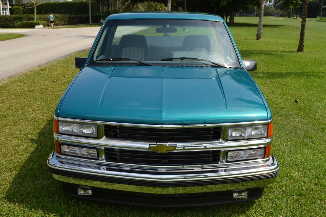 1994 Chevrolet C/K 4th Gen - Image 2 of 15