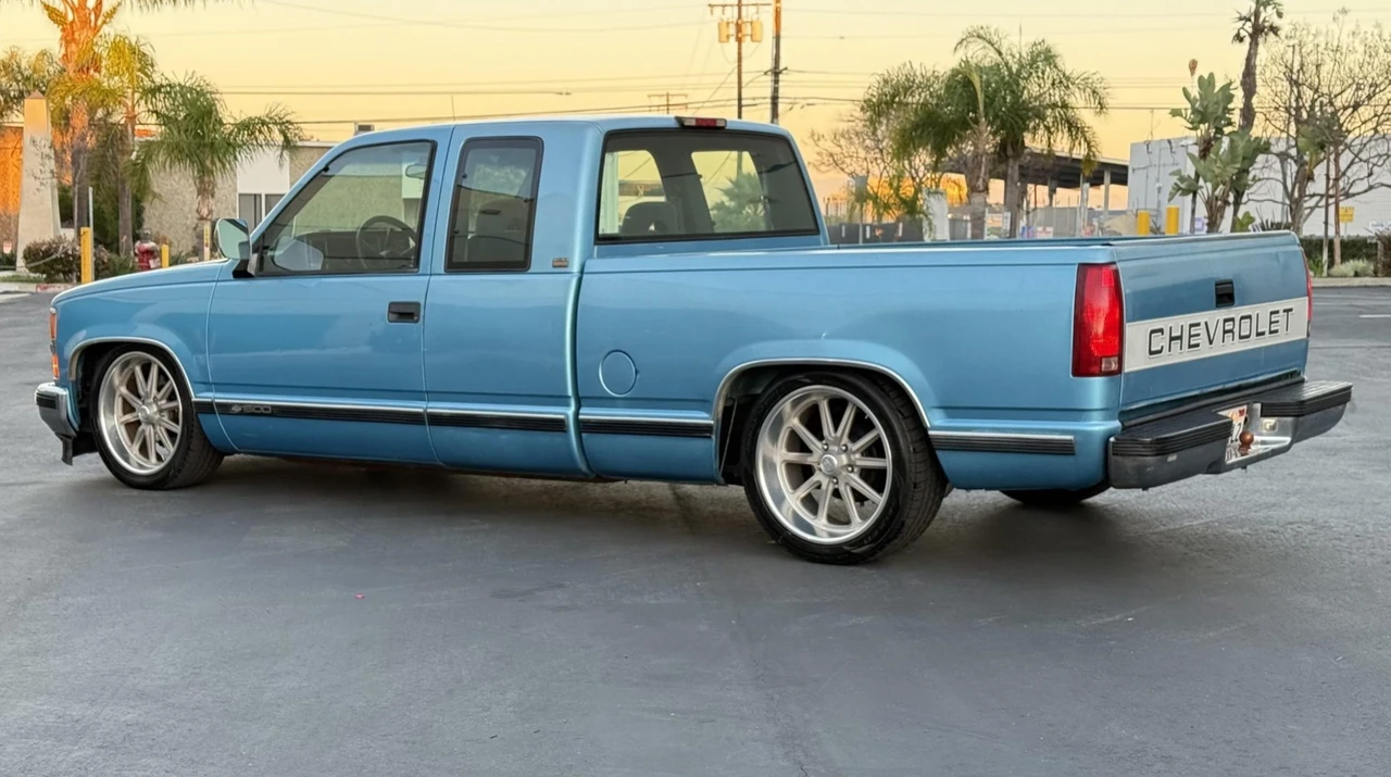 1994 Chevrolet C/K 4th Gen - Image 2 of 7