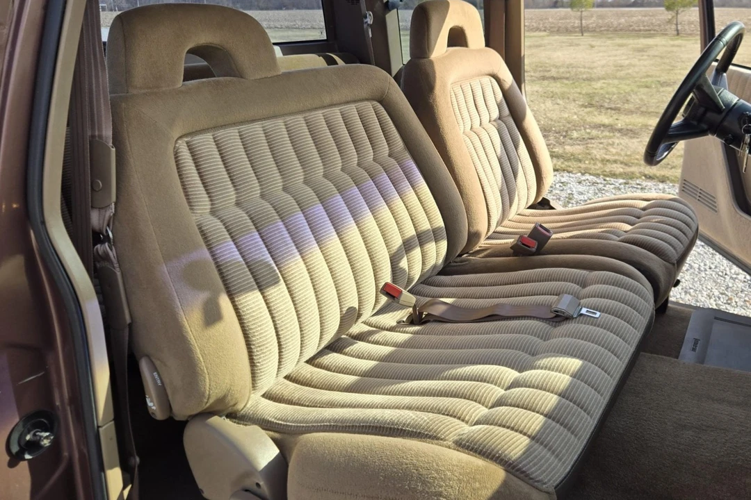 1994 Chevrolet C/K 4th Gen - Image 4 of 7