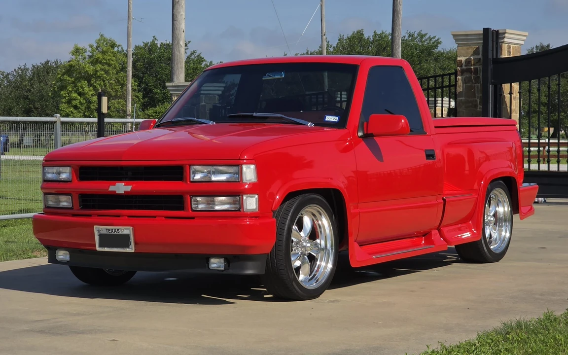 1994 Chevrolet C/K 4th Gen - Image 2 of 31