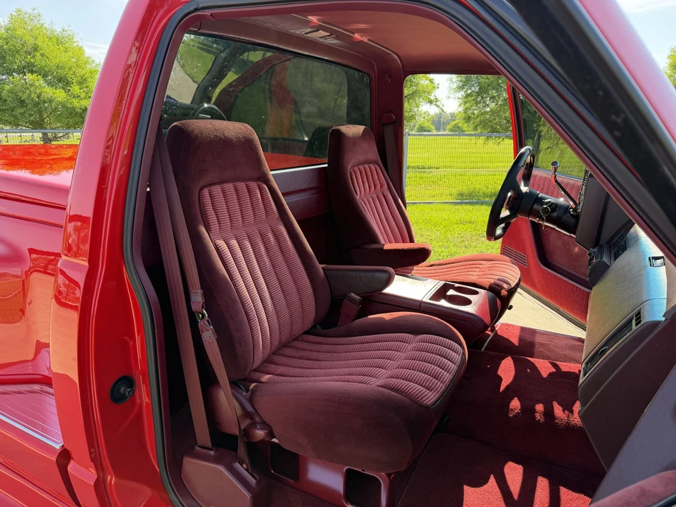 1994 Chevrolet C/K 4th Gen - Image 30 of 31