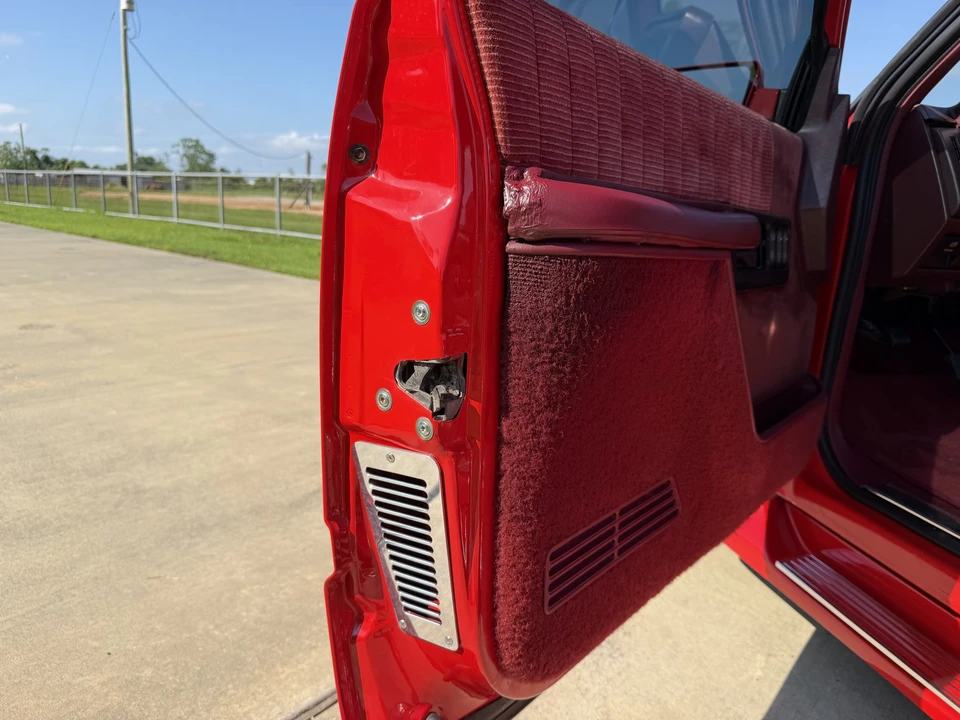 1994 Chevrolet C/K 4th Gen - Image 26 of 31